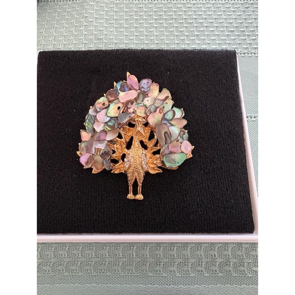 Vintage Gold tone Peacock Abalone Shell Feathers Rhinestones Magnetic Brooch 2”
